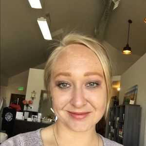 Meet your Posher, Jolene